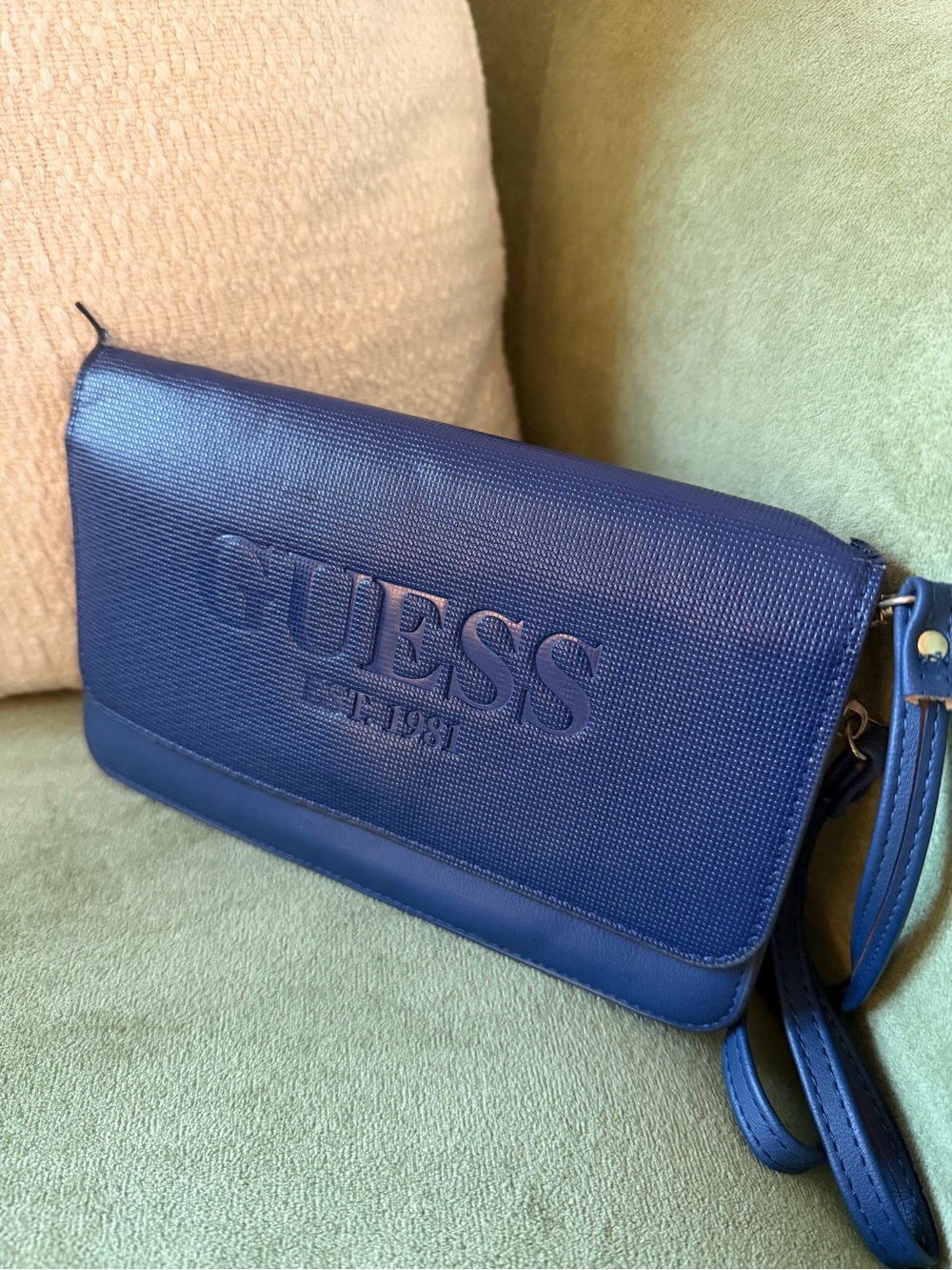 Retro GUESS Blue Crossbody Clutch/Wallet